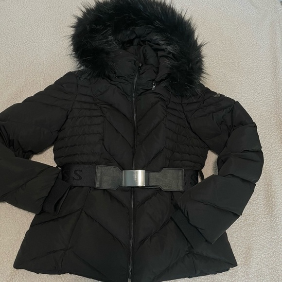 GUESS Women’s Black Belted Puffer Down Jacket Faux Fur Hood Medium Winter Coat - Picture 1 of 13